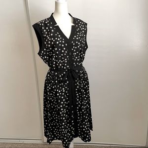 Robbie Bee Black Dress Ivory Star Print
Retro 50's Style Belted